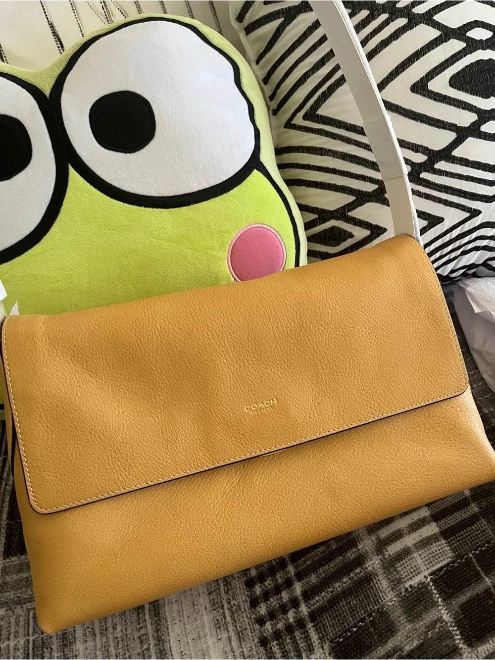 COACH chelsea vanilla 30